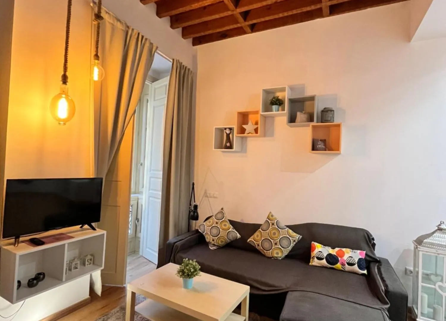 Larios Deluxe Studio Malaga Apartment