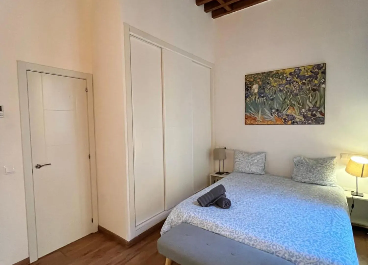 Larios Deluxe Studio Malaga