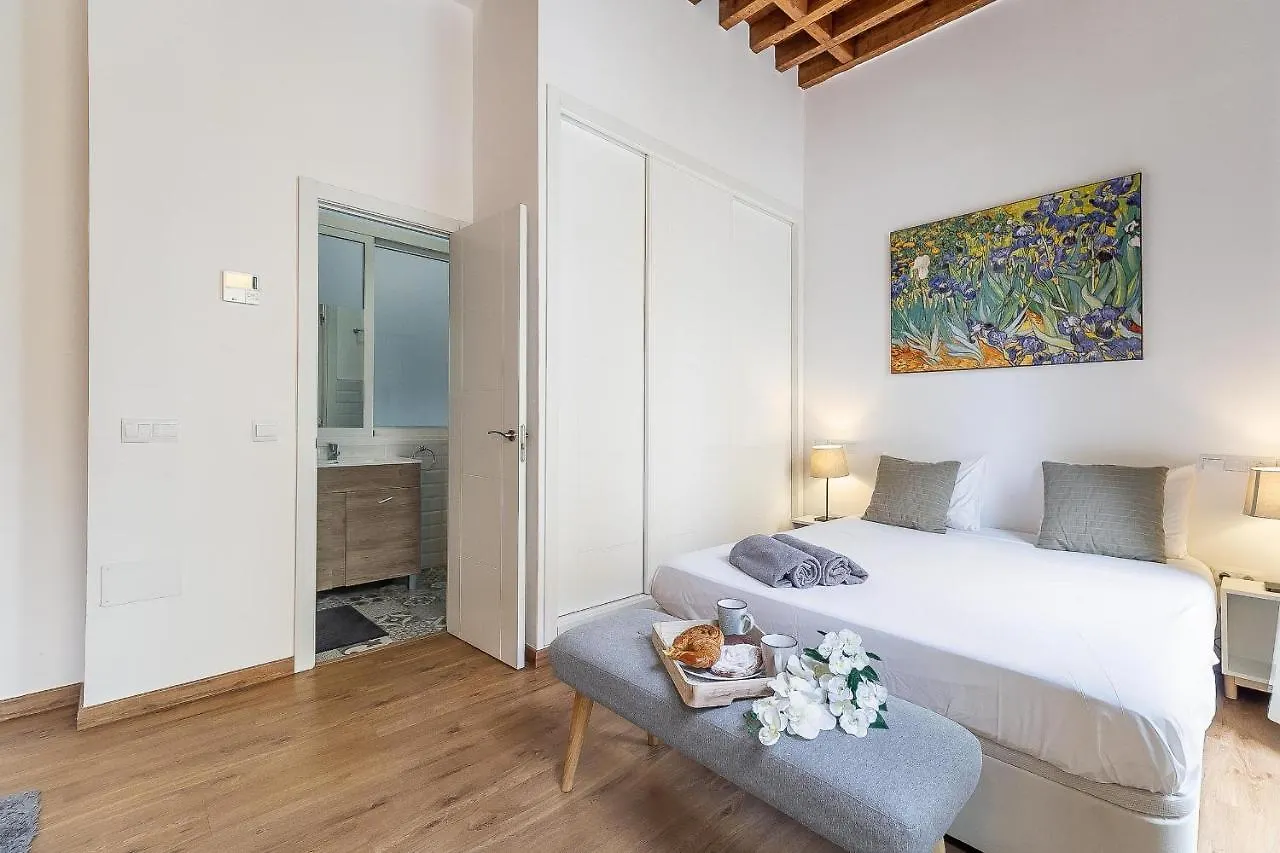 Larios Deluxe Studio Málaga Spanien